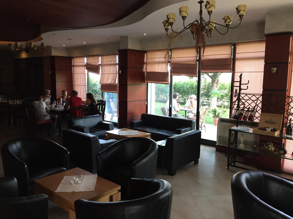 Icon Hotel Vlorë 외부 사진