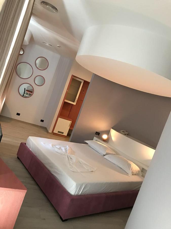Icon Hotel Vlorë 외부 사진